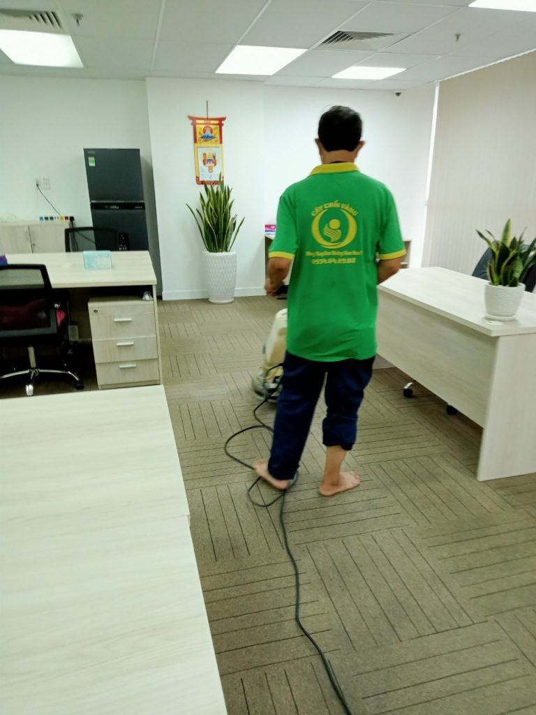 dịch vụ giặt thảm văn phòng